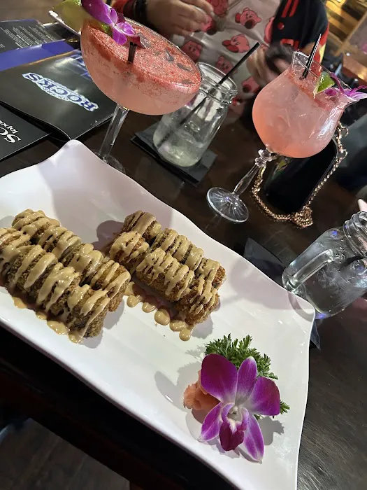 Sushi Bar Japanese Cuisine Picture 10