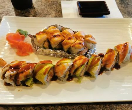 Sushi & Rolls