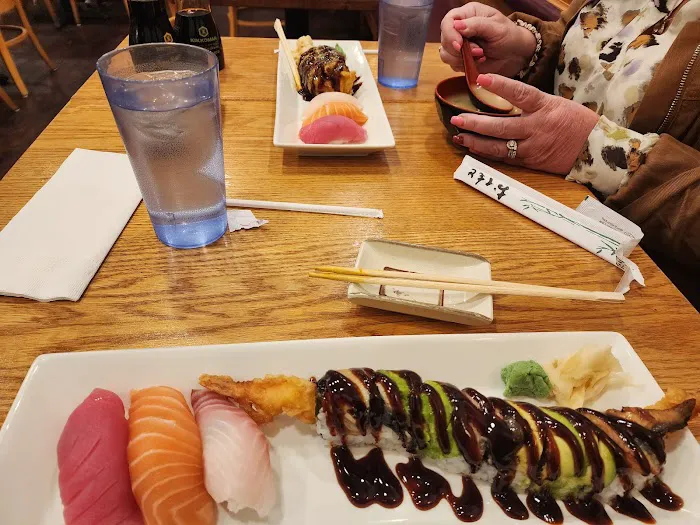 Sushi Ko Farmington Hills Picture 4