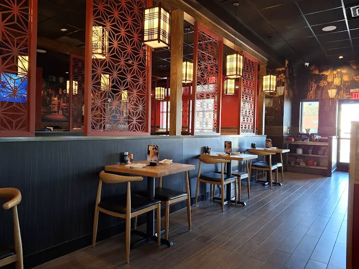 House of Umami Ramen Picture 6