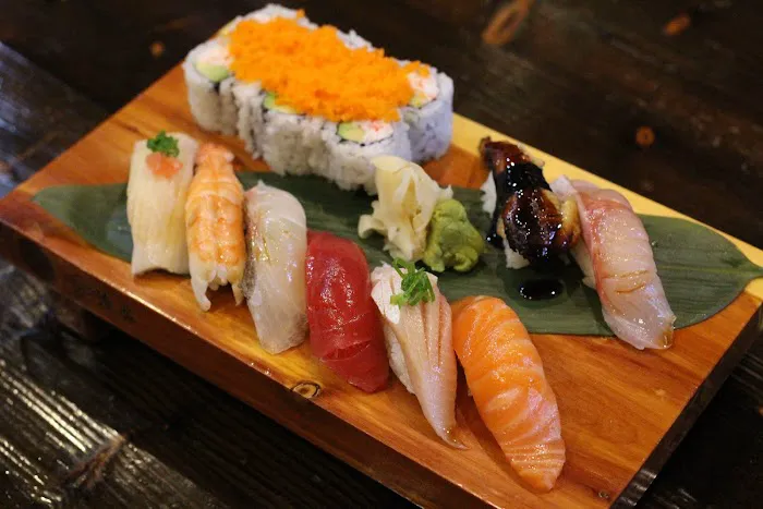 Sushi Sekai Japanese & Korean Cuisine Picture 3