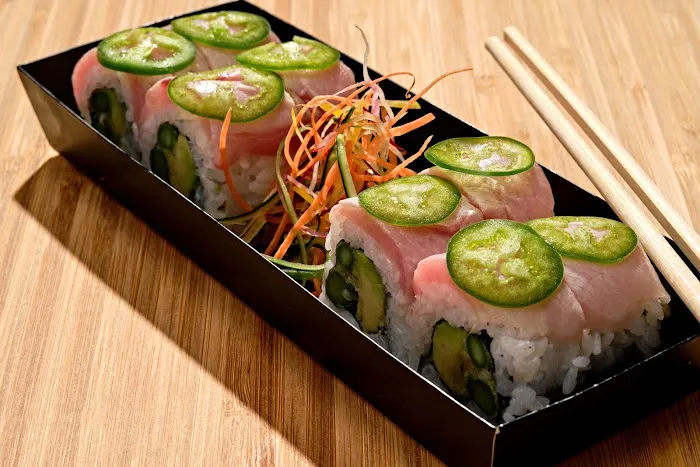 Kabar Catering - Private Sushi Experiences & Fresh Sushi Food Truck Picture 1
