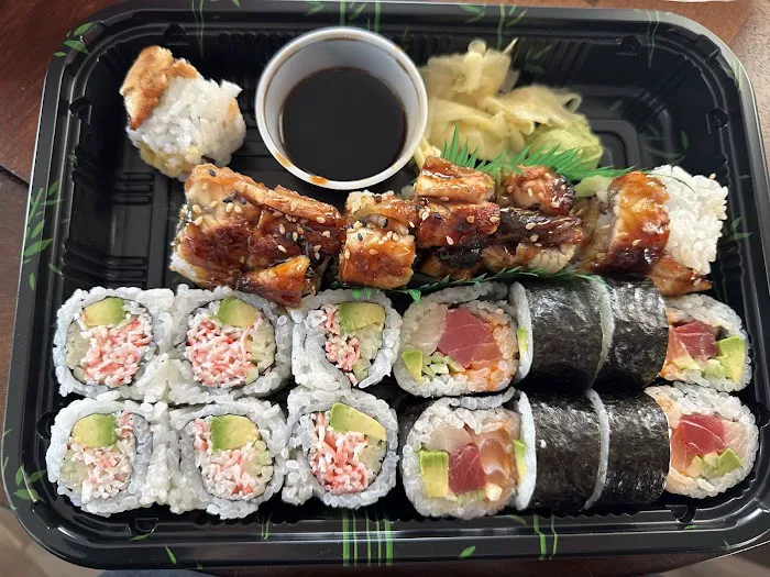 Tokyo Sushi & Grill Picture 4