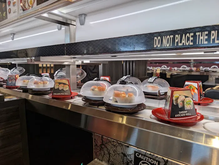Kura Revolving Sushi Bar Picture 4