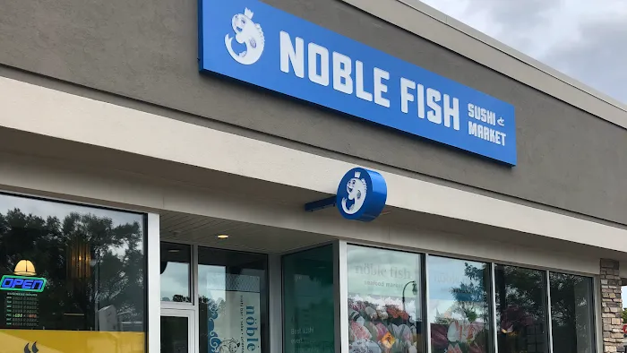 Noble Village Clawson (Noble Fish & White Wolf) Picture 1