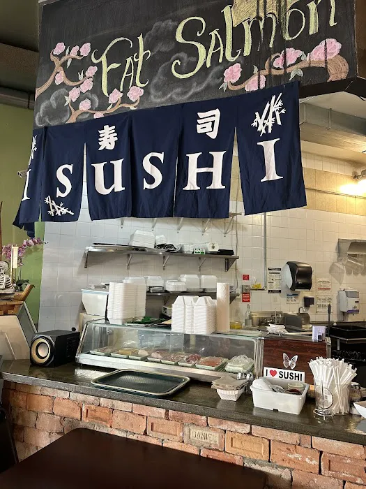 Fat Salmon Sushi Picture 9