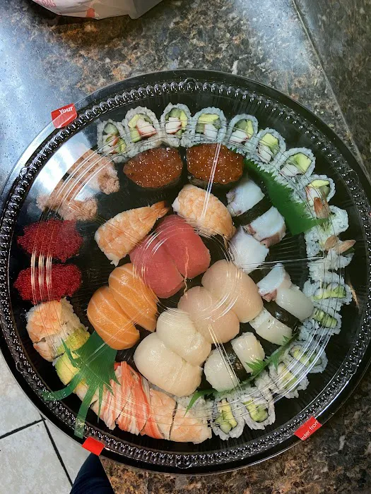Hi Sushi Picture 3