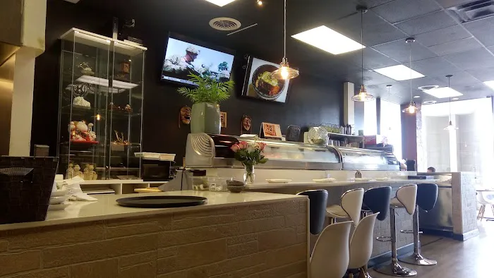 Momo Sushi - Ann Arbor Picture 1