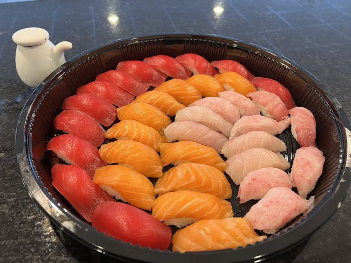 Miyoshi Sushi Picture 4