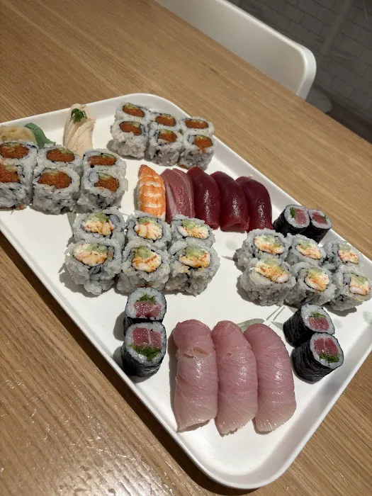 Sushi Neko Picture 5