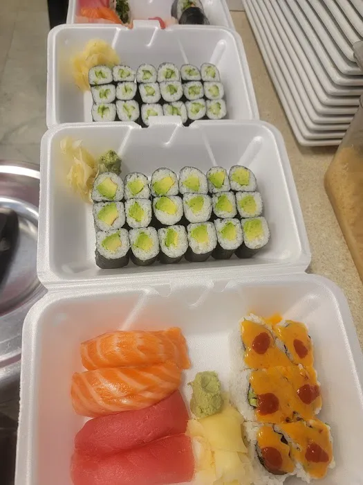 Simple Thai & Sushi Picture 6
