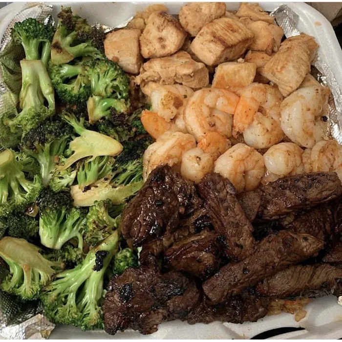 Yoshi Hibachi Grille East Picture 3