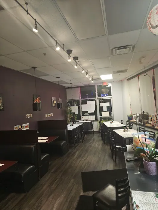 Fancy sushi & thai Picture 1