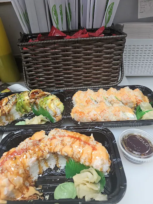 Fancy sushi & thai Picture 6