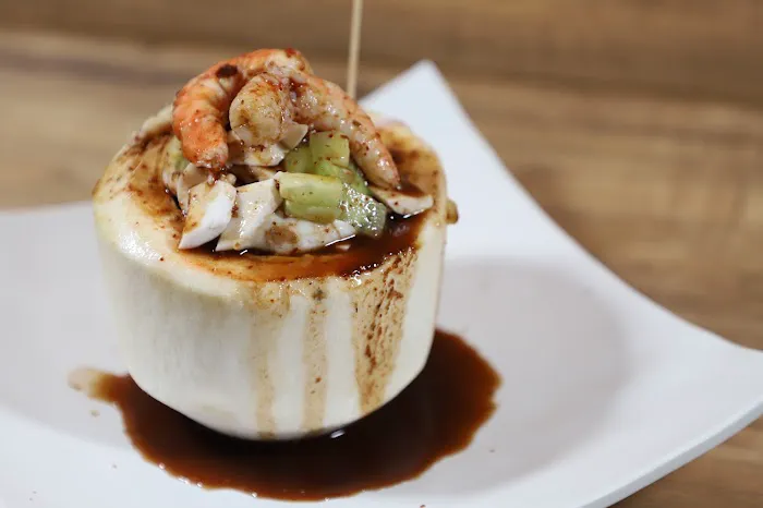 MV Snacks and Sushi Picture 9