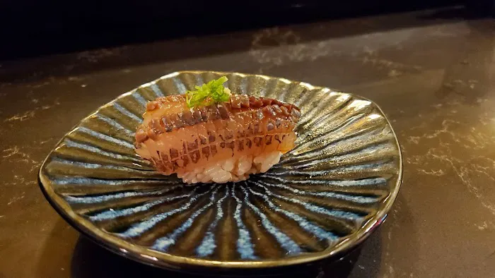 Icho Izakaya Sushi & Grill Picture 6