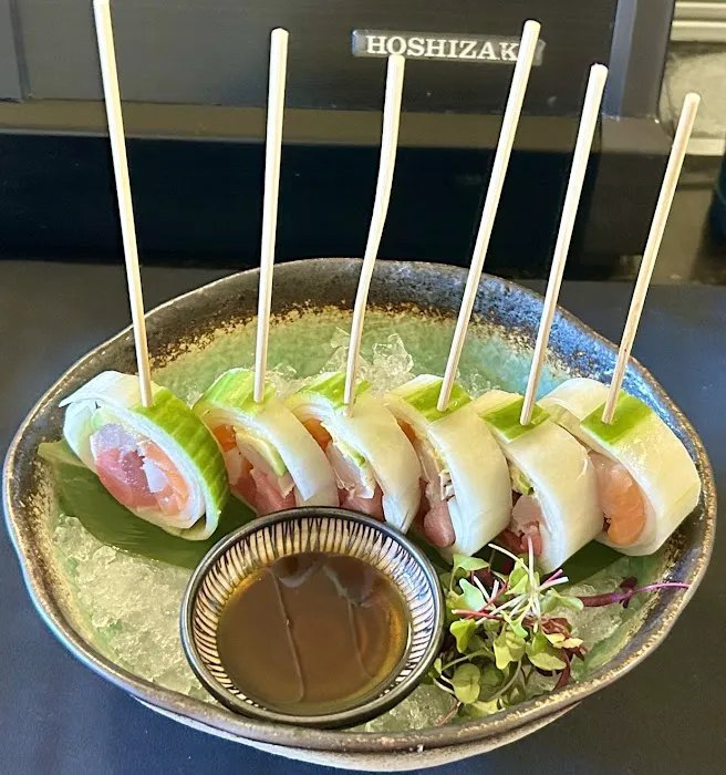 Icho Izakaya Sushi & Grill Picture 9