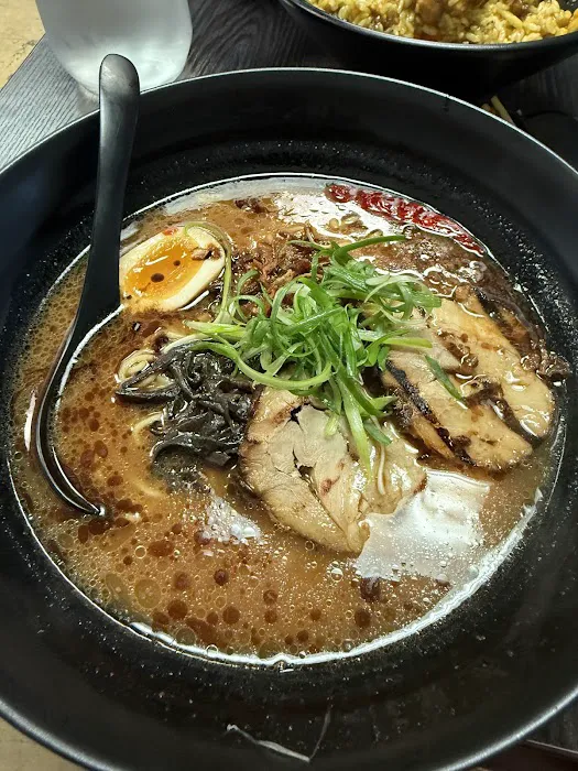 Daruma Ramen and Bowl Picture 3