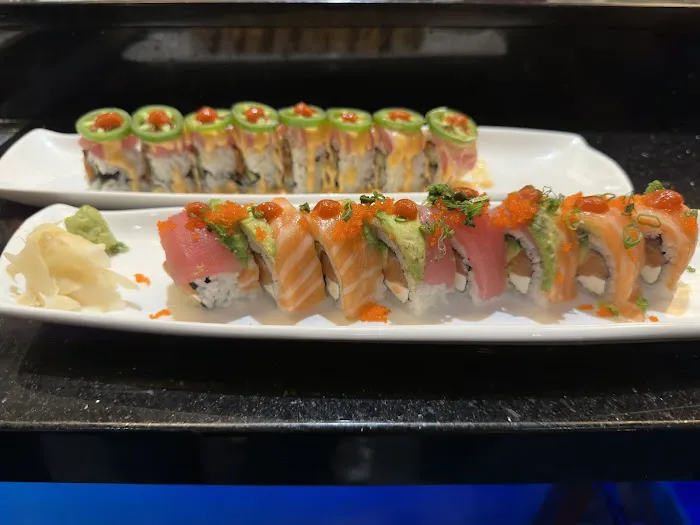 YANAGI SUSHI Picture 2