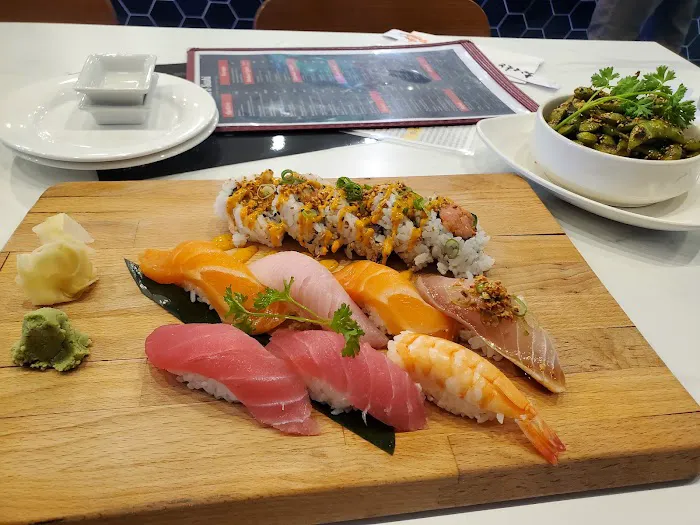 Hi 5 Sushi Picture 1
