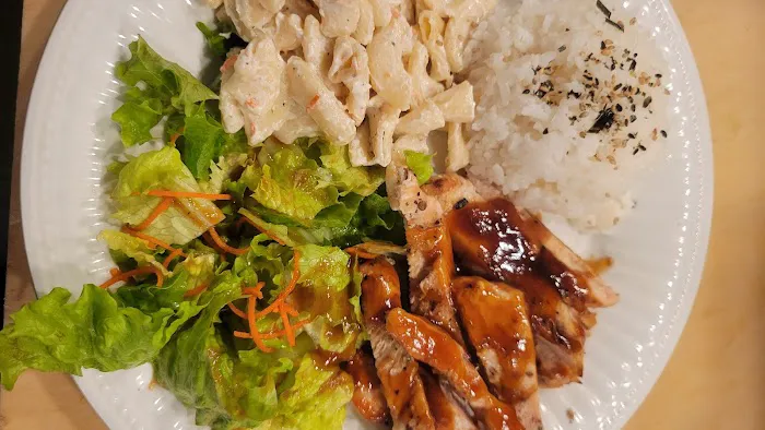 Four Seasons Sushi Bar & Grill Picture 8