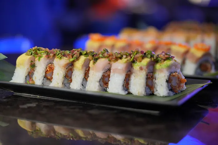 Blue Wasabi Sushi and Martini Bar Picture 1
