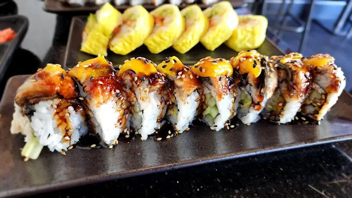 Blue Wasabi Sushi and Martini Bar Picture 10