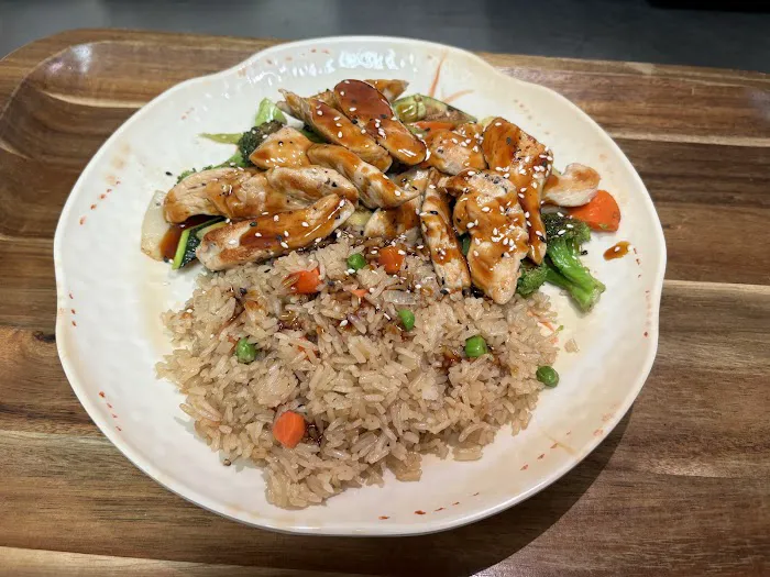 Chow's Ramen & Hibachi Picture 8