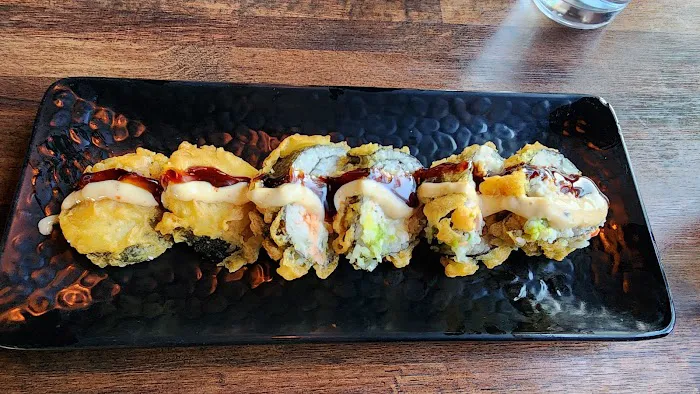 Zu Izakaya Asian Kitchen Bar (Tempe) Picture 4