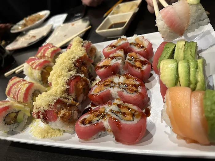 Sakura Sushi Picture 1