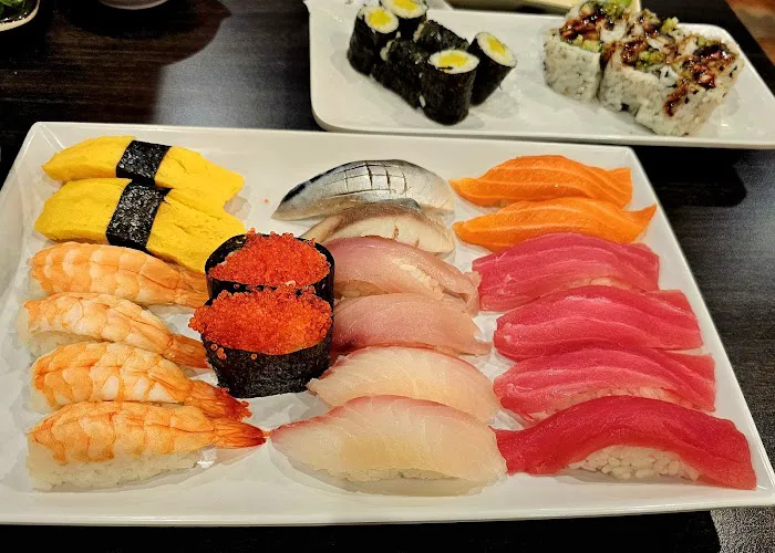 Sakura Sushi Picture 4