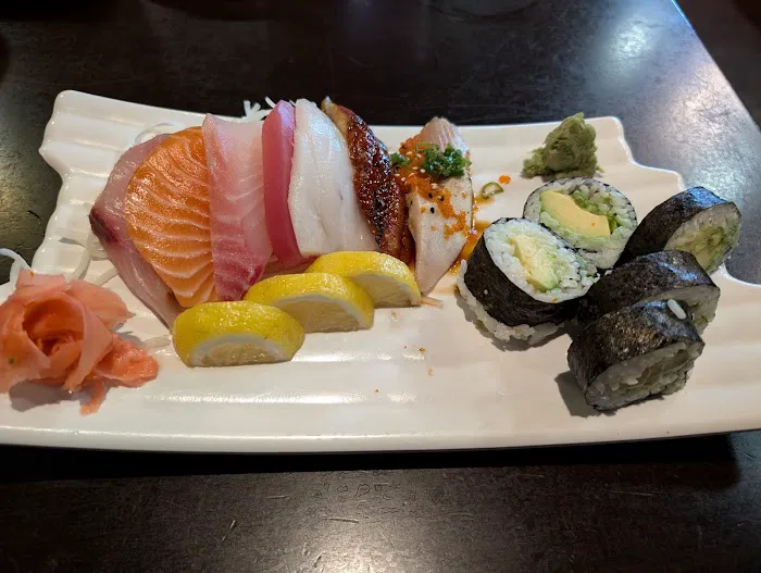 Zushi Japanese Bistro Picture 2