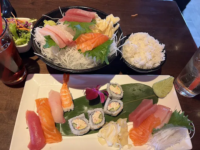 RA Sushi Bar Restaurant Picture 8