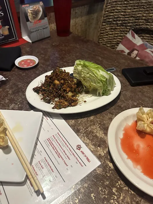 Wok 'N Roll Asian Fusion Picture 10
