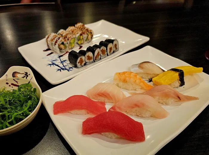 Sakura Sushi Picture 3