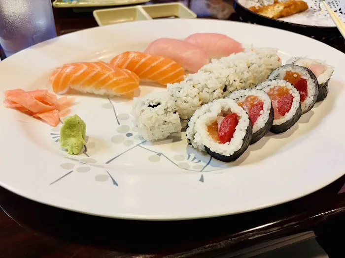 Mido Sushi Picture 4