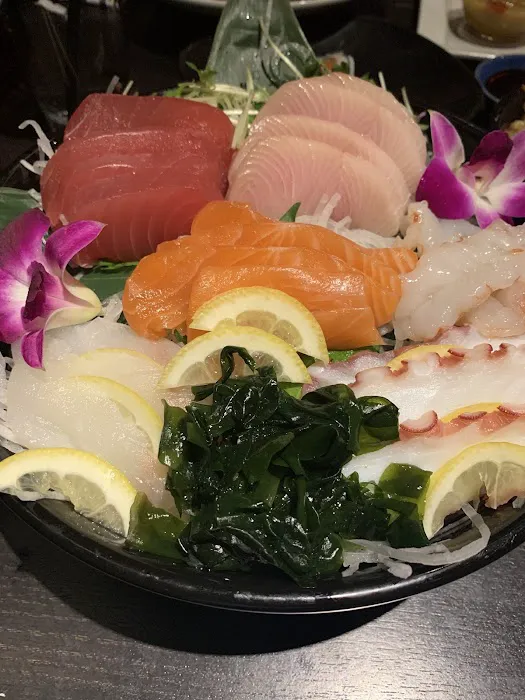 RA Sushi Bar Restaurant Picture 10
