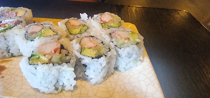 Ginban Sushi Picture 4