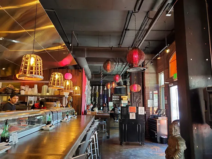 MOIRA Sushi Bar & Kitchen Picture 5