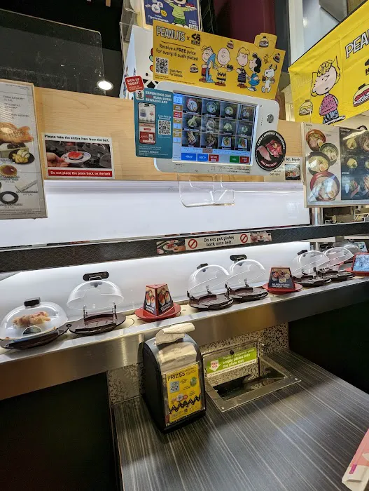 Kura Revolving Sushi Bar Picture 7