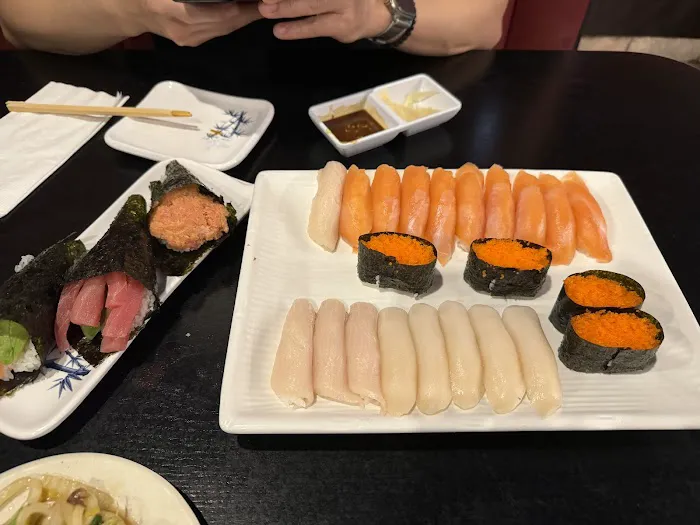 Akita Sushi Picture 1