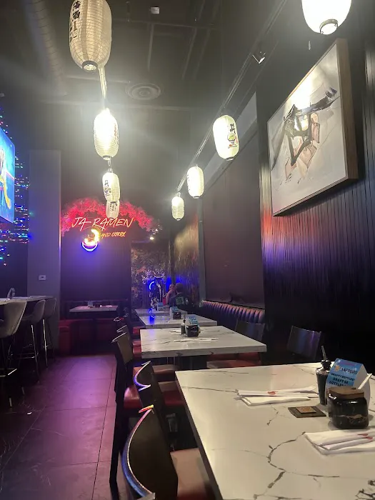 Ja Ramen Laveen Picture 5