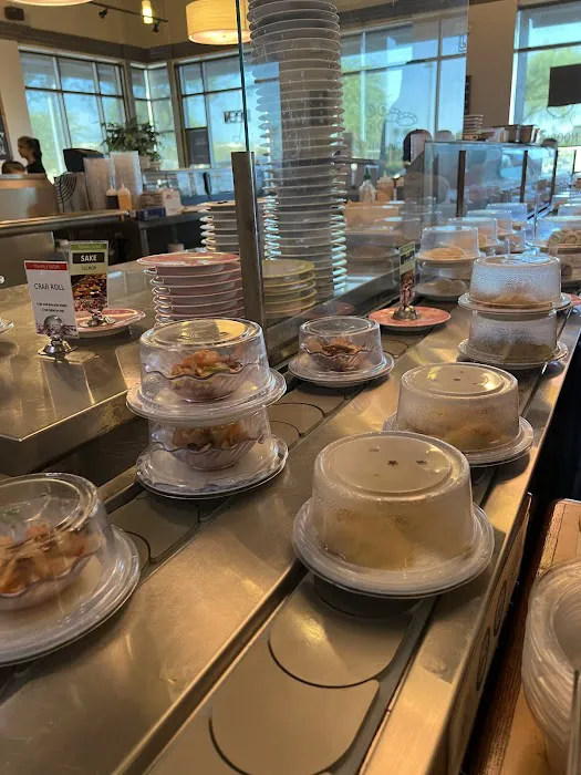 Yen Sushi & Revolving bar Picture 3