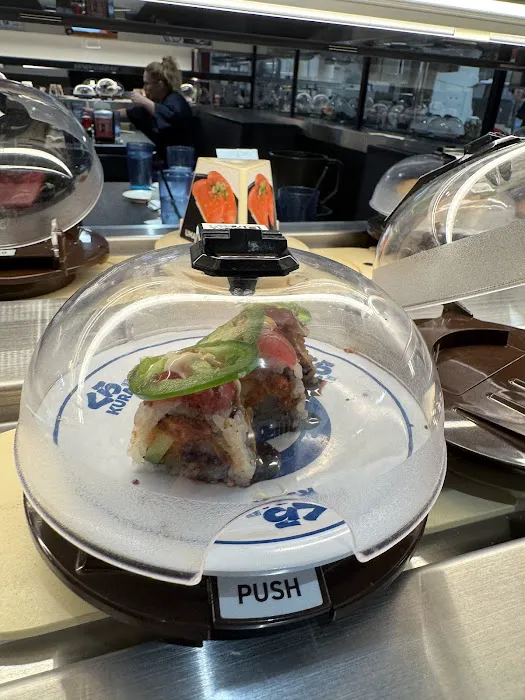 Kura Revolving Sushi Bar Picture 6