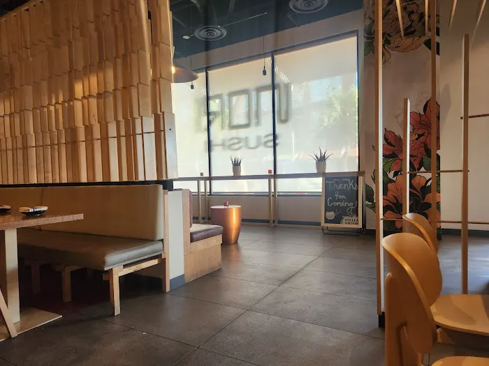 Nori Sushi & Asian Dining Picture 10