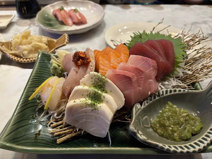 Hashi Sushi Picture 5