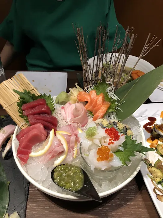 Hashi Sushi Picture 9