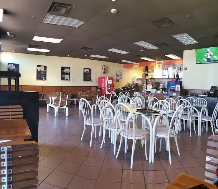 Yogis Grill - Avondale Picture 8