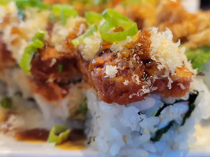 Trapper's Sushi - Avondale Picture 4