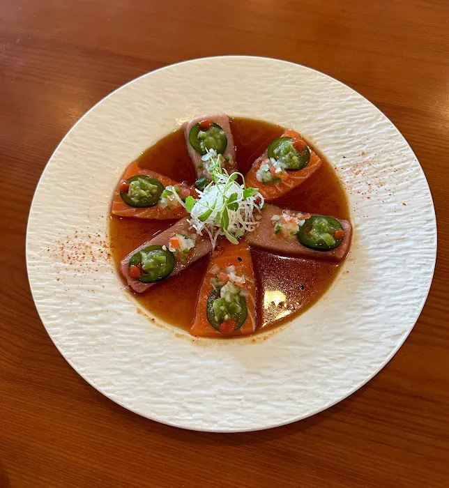 SWAN Sushi Seafood Bar Picture 8